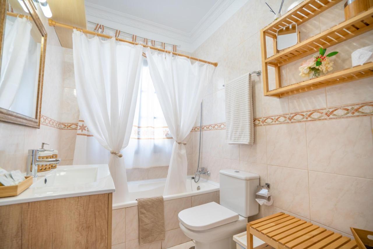 Villa La Laja With 5 Bedrooms And Sea View Callao Salvaje Bagian luar foto